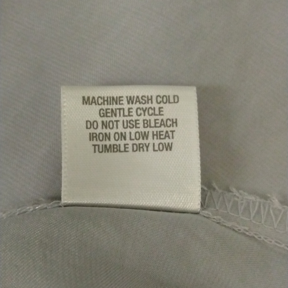 Dress Barn Silver/Grey Colored Pullover Top Sz. L - Picture 5 of 9